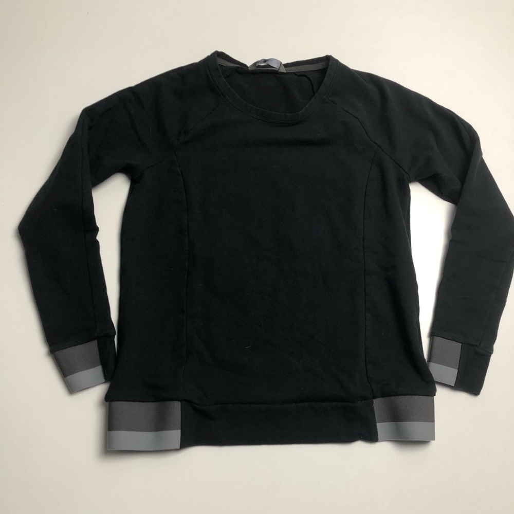 The North Face Black Sweater Womens Medium